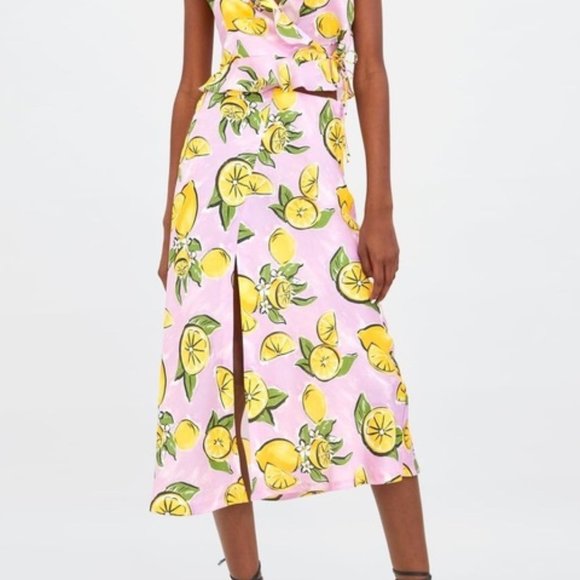 Zara Dresses & Skirts - Zara Blogger Favorite Lemon Print Slit Midi Skirt